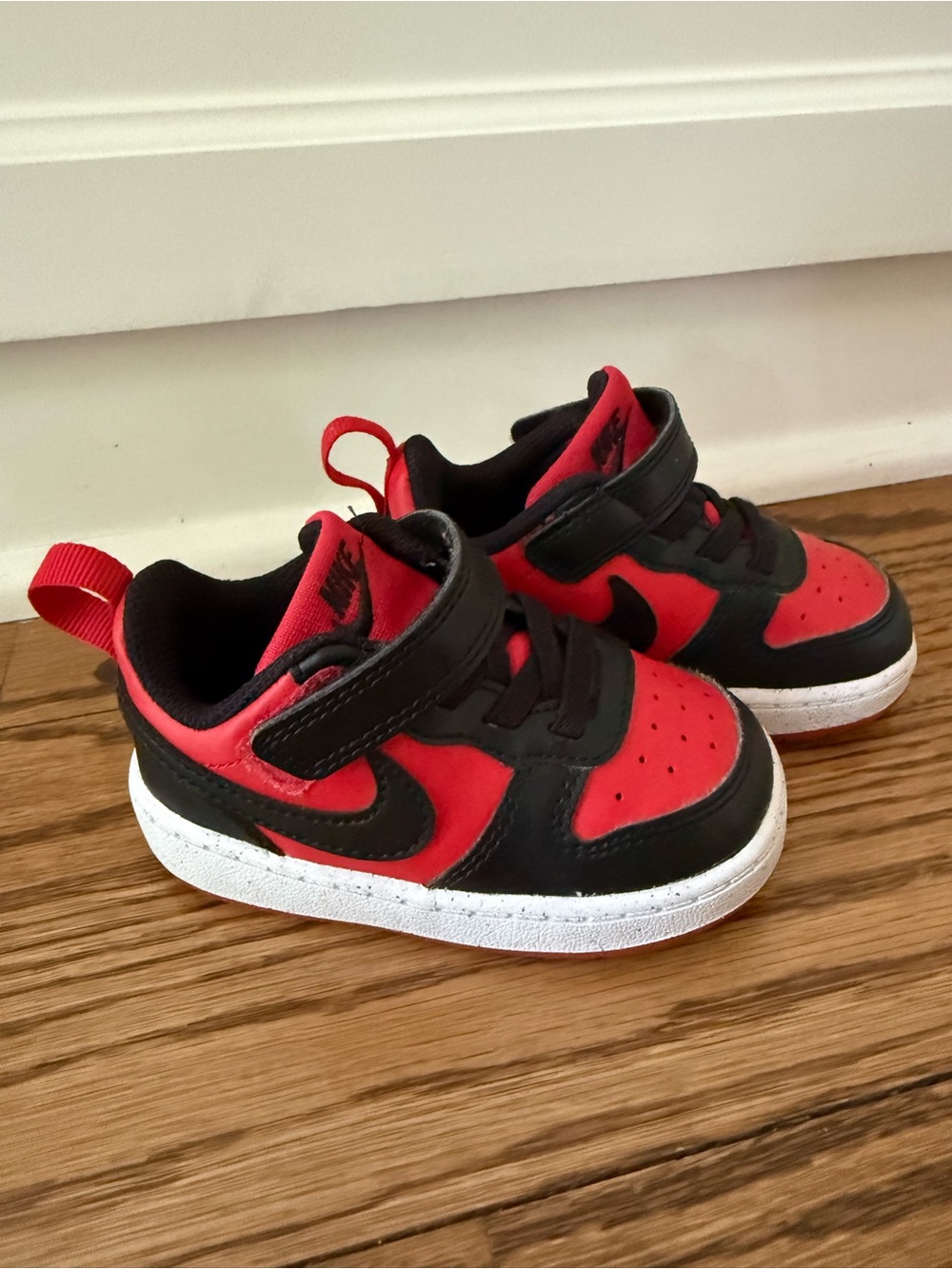 Nike Toddler Tennis Shoes Size 5